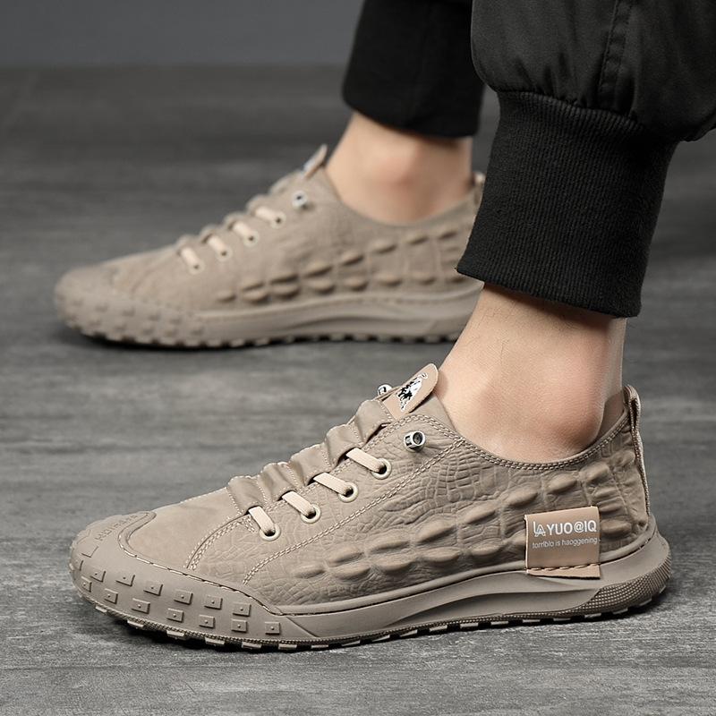 Soft Sole Crocodile Pattern Breathable Casual Shoes